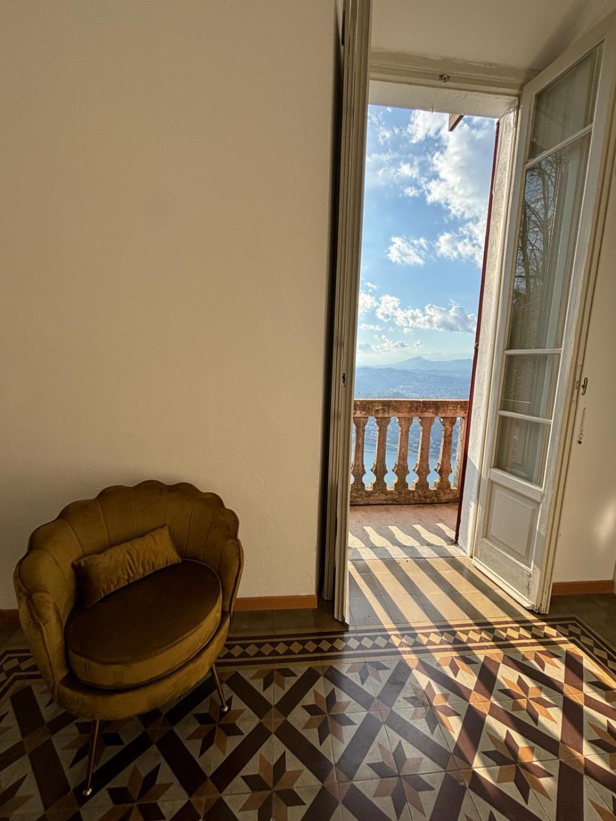 B&B Il Balcone Sul Lago Brunate Rum bild
