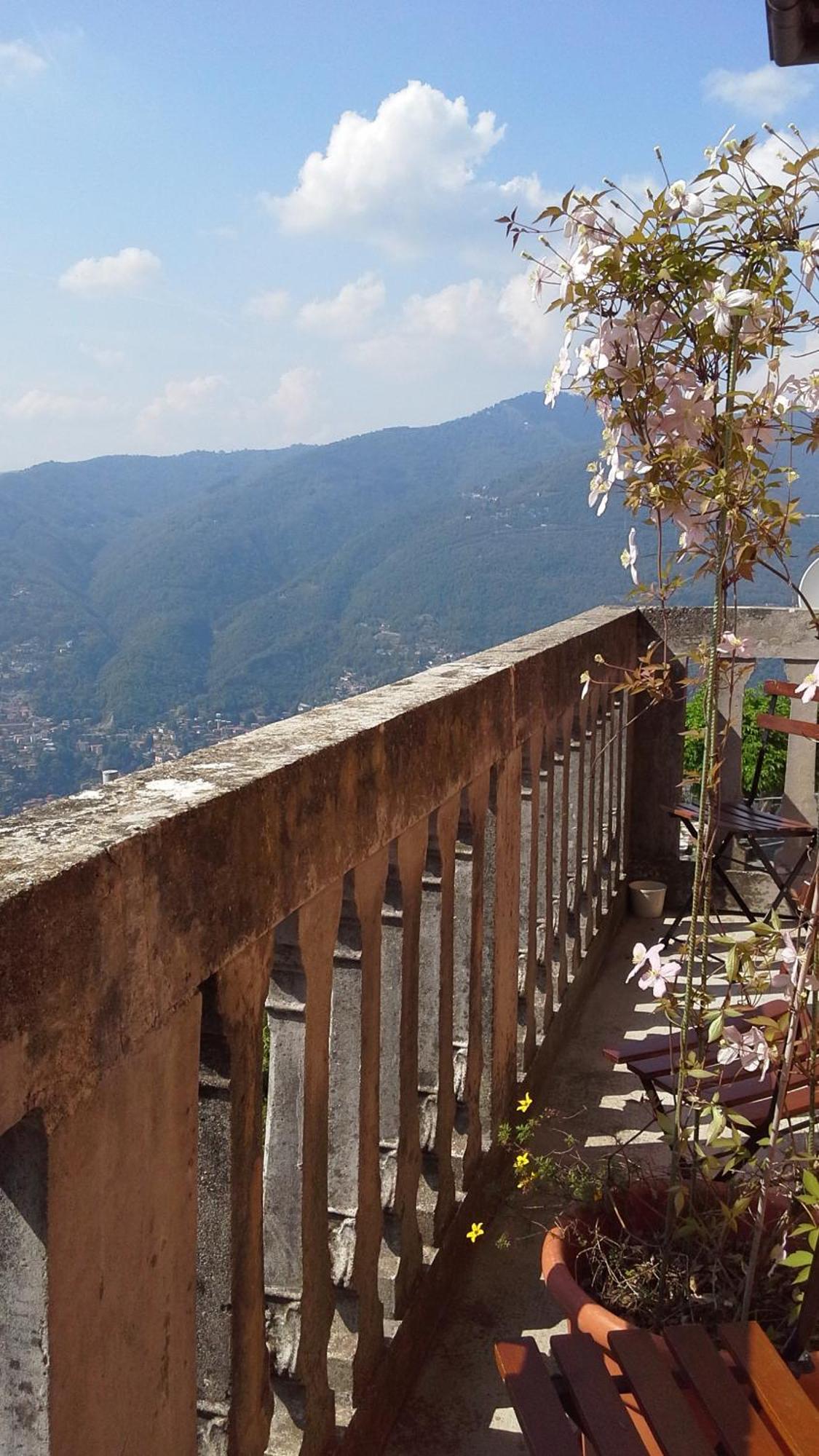 B&B Il Balcone Sul Lago Brunate Rum bild